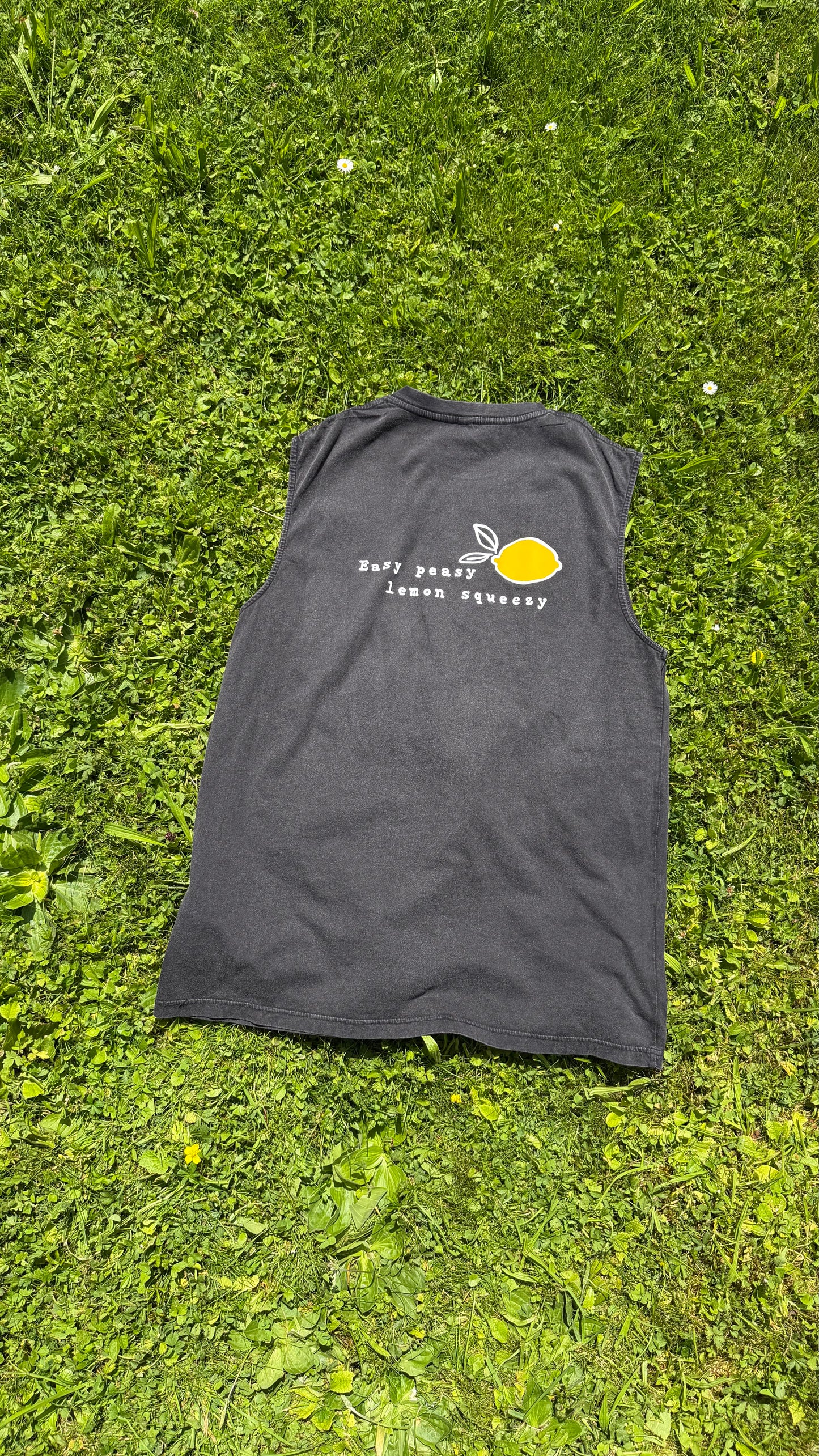 Summer vibes T-Shirt: Easy peasy lemon squeezy