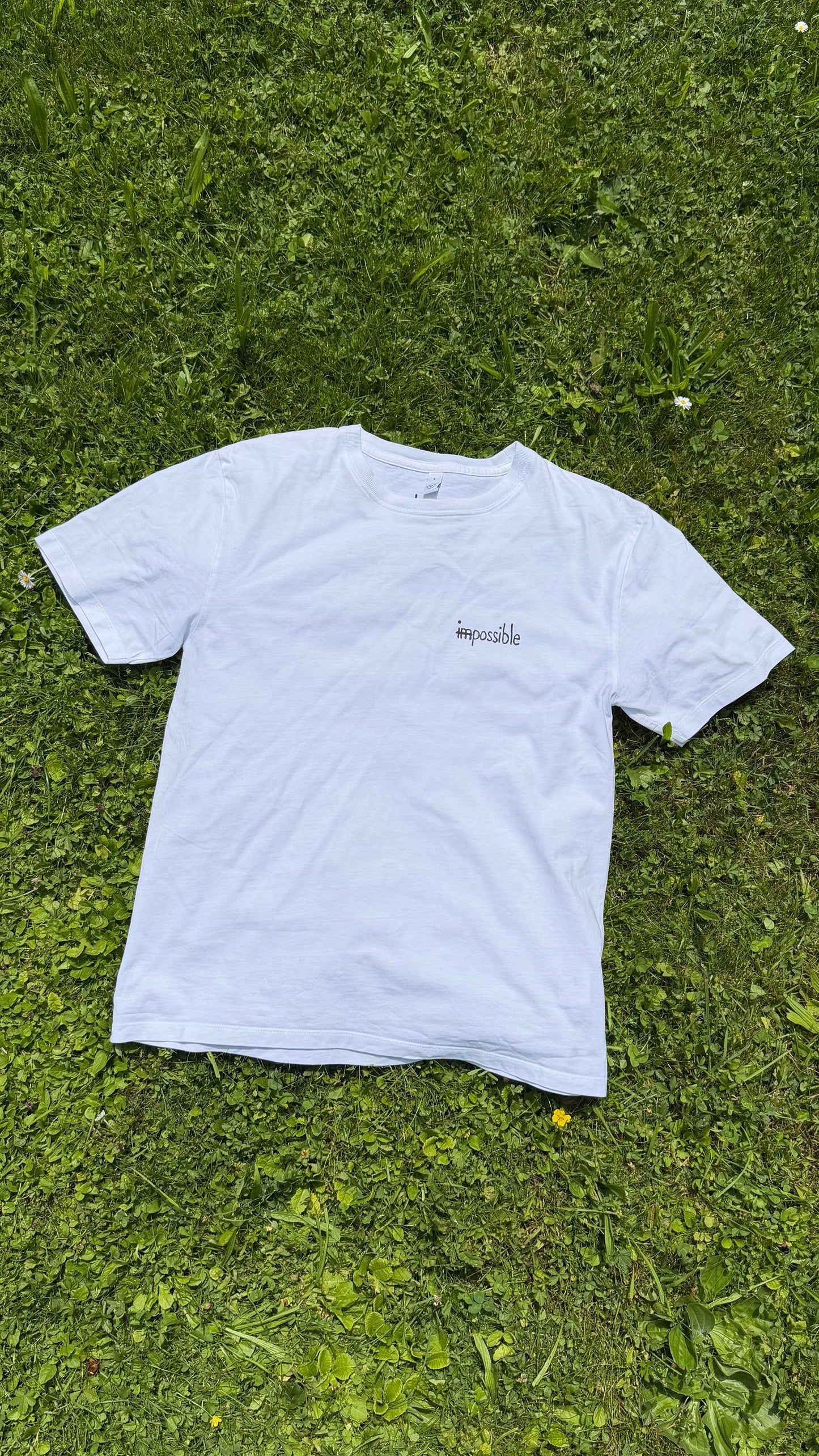 Motivational T-Shirt: (im)possible