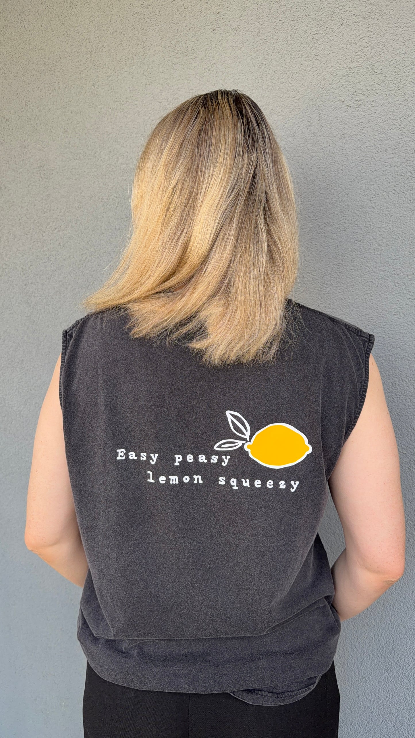 Summer vibes T-Shirt: Easy peasy lemon squeezy